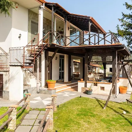 Immersa Nel Dell Etna 别墅 *